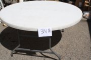 folding tables