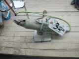pnuematic sprue cutter